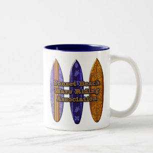 Sunset Beach Hawaiian Surfboards Wave Riders Zweifarbige Tasse