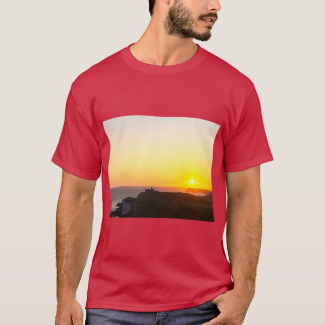 Sunset Design Logo – Capture the Beauty of Dusk T-Shirt (Vorderseite)