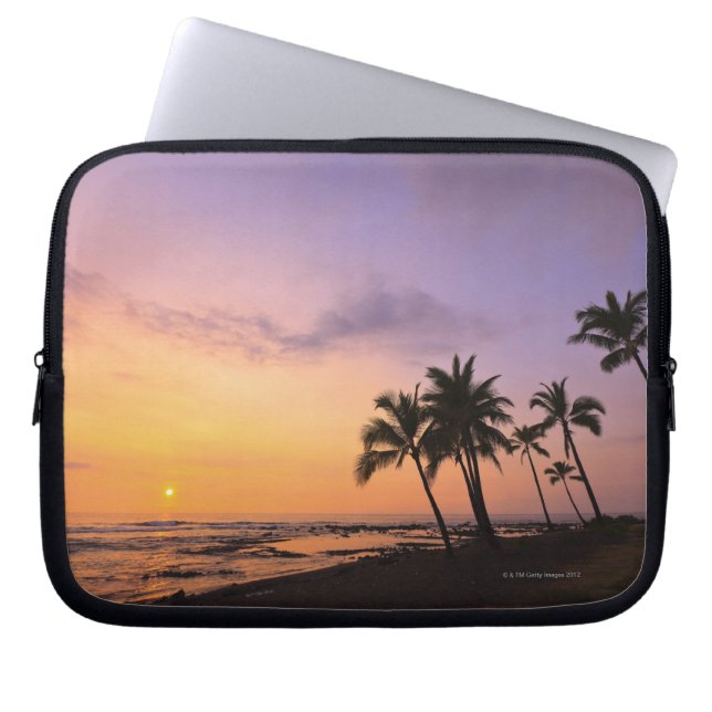 Sunset on Kahaluu Bay in Kona, Hawaii 2 Laptopschutzhülle (Vorderseite)