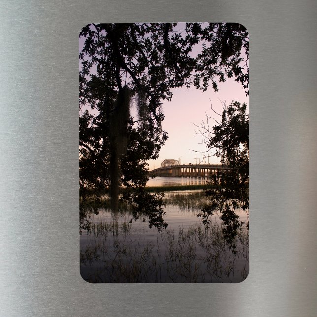 Sunset on Woods Memorial Bridge Beaufort SC Magnet (Von Creator hochgeladen)