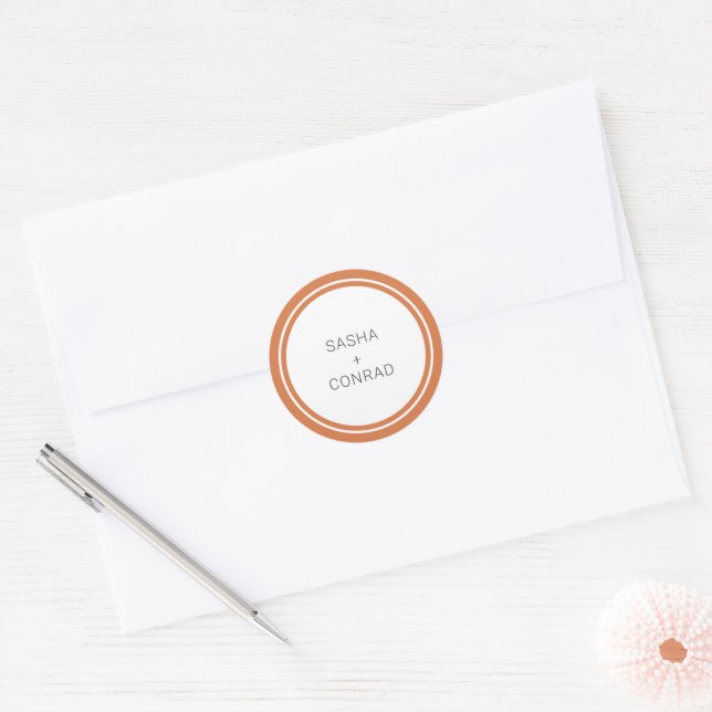 Sunset Orange Bold Border Moderne Hochzeit Runder Aufkleber (Umschlag)