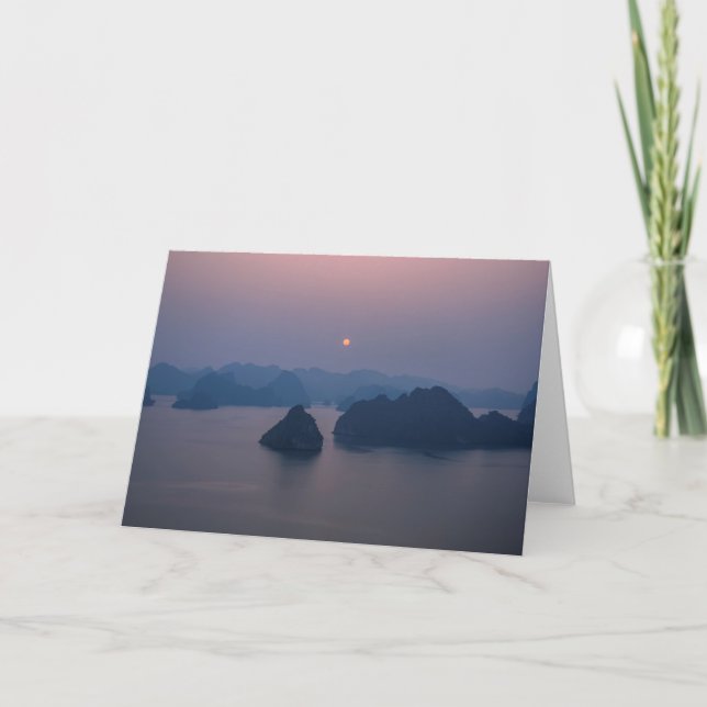 Sunset over Halong Bay - Vietnam, Asien Karte (Vorderseite)