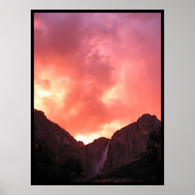 Sunset over Upper Falls Poster (Vorne)