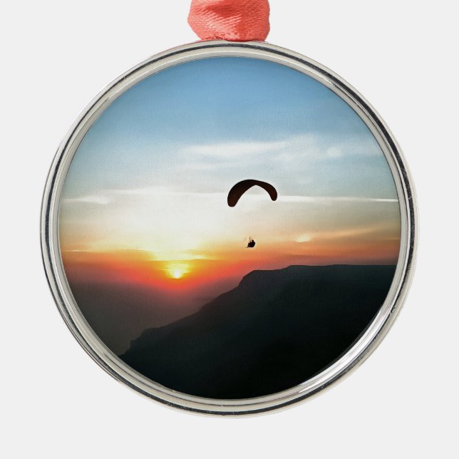 Sunset Paraglide Wanderlust Extreme Sportart Ornament Aus Metall (Vorne)
