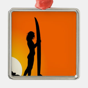 Sunset Surfer Girl mit Surfbrett Silbernes Ornament