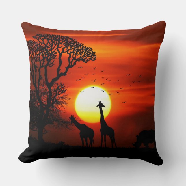 Sunset & Wild Africa Throw Kissen (Vorderseite)