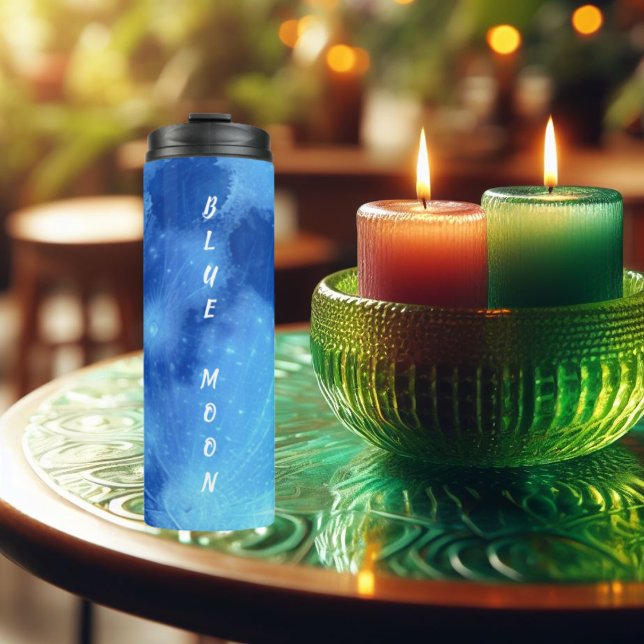 Super Blue Moon in der Sky Tumbler Thermosbecher (Von Creator hochgeladen)