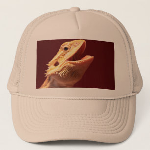 Super glücklicher bärtiger Drache Truckerkappe