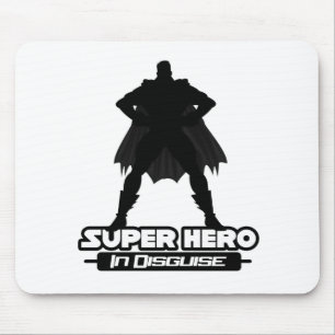 Super Held in versteckter Form Mousepad