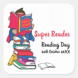 Super Reader Junge beim Lesen von Büchern Quadratischer Aufkleber