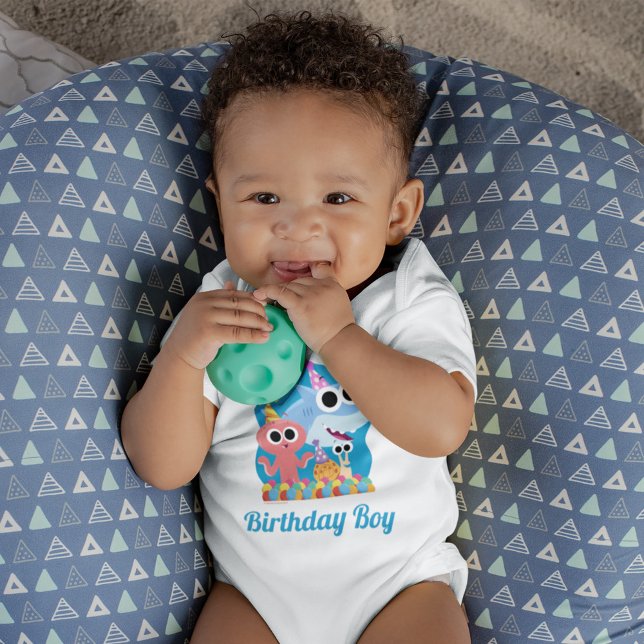 Super Simple | Finny the Shark Confetti Birthday Baby Strampler (Baby wearing bodysuit)
