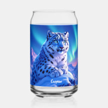 Superbe léopard des neiges sur Mountain Rock