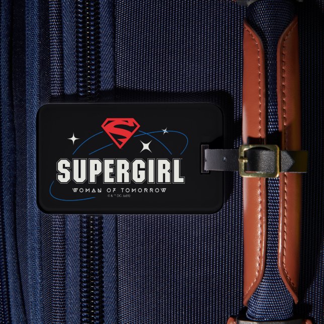 Supergirl Frau von morgen Gepäckanhänger (Vorderseite Insitu 4)