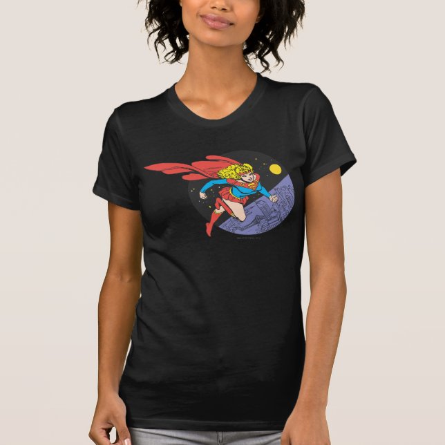 Supergirl Leaps in Space T-Shirt (Vorderseite)