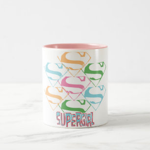 Supergirl Pastelllogo-Collage Zweifarbige Tasse