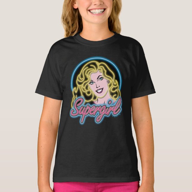 Supergirl Retro Neon Lights Graphic T-Shirt (Vorderseite)