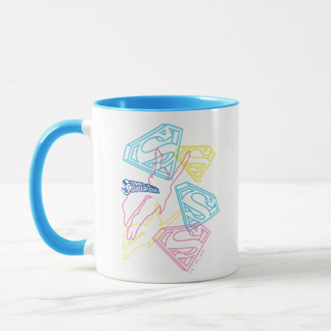 Supergirl und Logo farbige Konturen Tasse (Links)