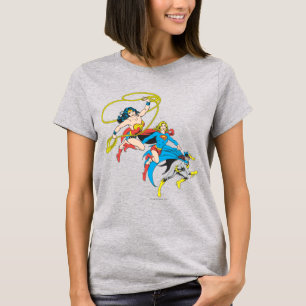 Superheldinnen sprengen den Sprungturm T-Shirt