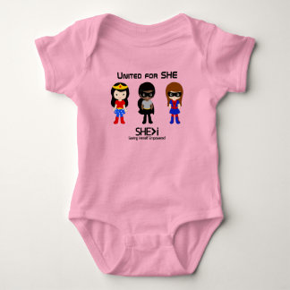 SUPERHERO Black Kontur - vereint für SHE Baby Strampler