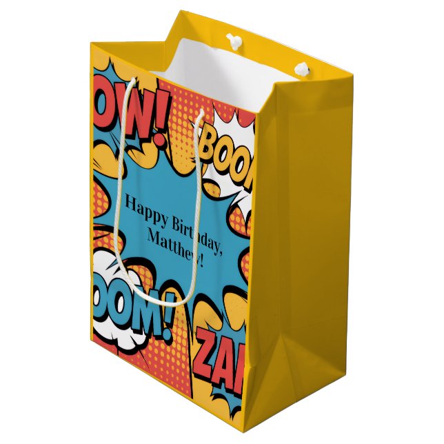 Superhero Comic Book Pop Art Boy Birthday Party Mittlere Geschenktüte (Vorderseite Schrägansicht)