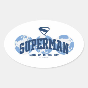 Superman über den Globus Ovaler Aufkleber