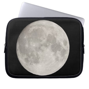 Supermond am schwarzen Himmel Laptopschutzhülle