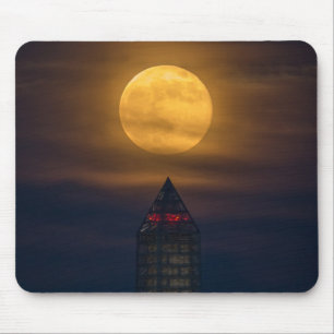 Supermoon über Washington Monument Mousepad