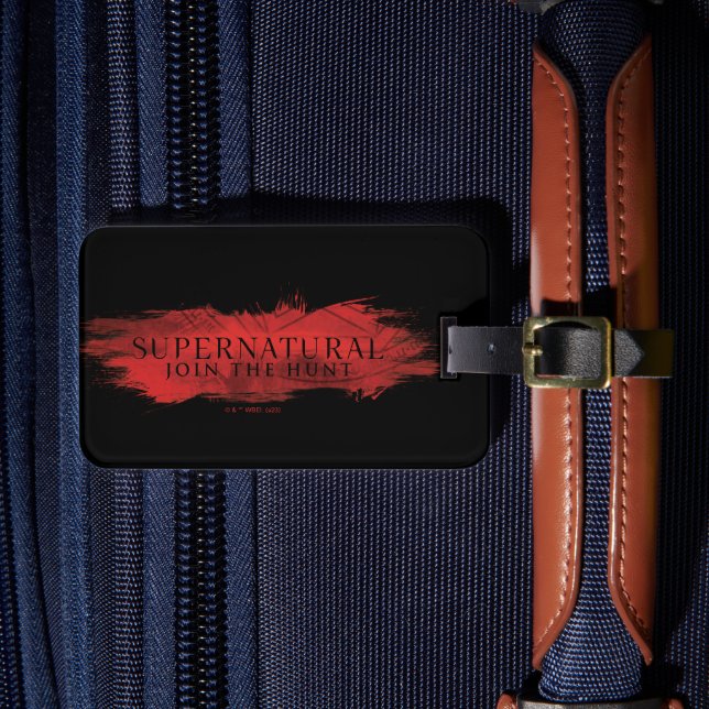 Supernatural "Join the Hunt" Red Splash Gepäckanhänger (Vorderseite Insitu 4)