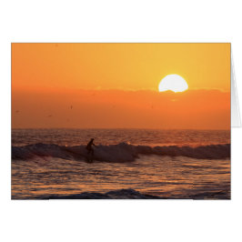 Surf au coucher du soleil