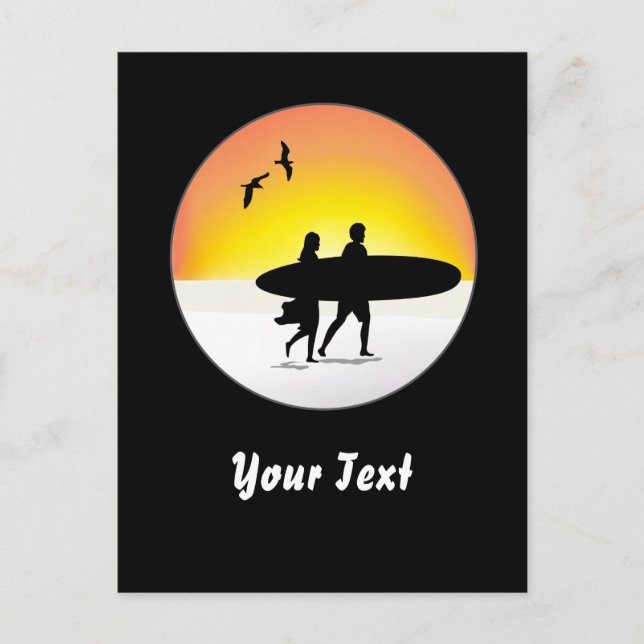 Surf Couple bei Sonnenuntergang Postkarte (Vorderseite)