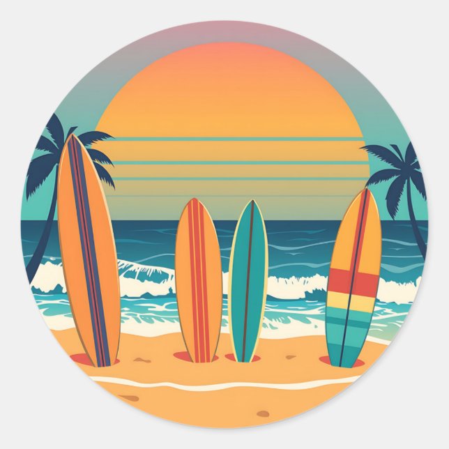 Surfbretter am Strand von Tropical Beach Runder Aufkleber (Vorderseite)