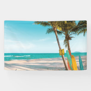 Surfbretter am Strand werfen Kissen Banner