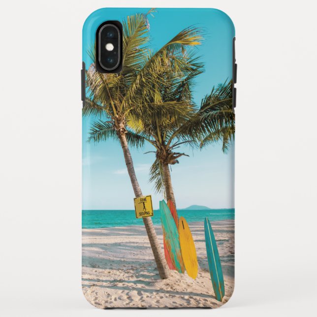 Surfbretter am Strand werfen Kissen Case-Mate iPhone Hülle (Rückseite)