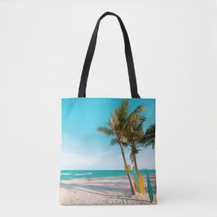 Surfbretter am Strand werfen Kissen Tasche