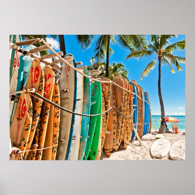 Surfbretter am Waikiki Beach, Hawaii Poster (Vorne)