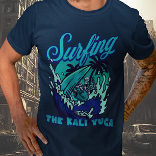 Surfen im Kali Yuga Surf Club T-Shirt