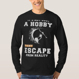 Surfen: Jenseits eines Hobby, seine Realität Escap T-Shirt