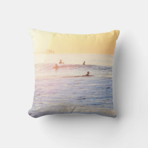 Surfer am Strand Kissen
