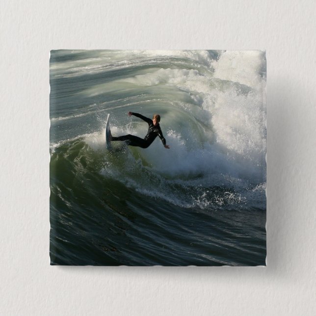 Surfer in einem Wetsuit-Button Button (Vorderseite)