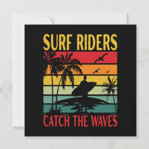 Surfreiter fangen die Wellen