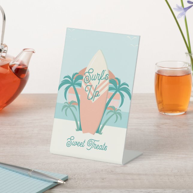 Surf's Up Beach Party Retro Food Sign Sockelschild (In SItu)