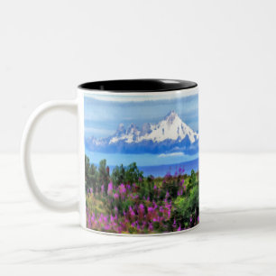 Surreal Alaskan Wilderness Zweifarbige Tasse