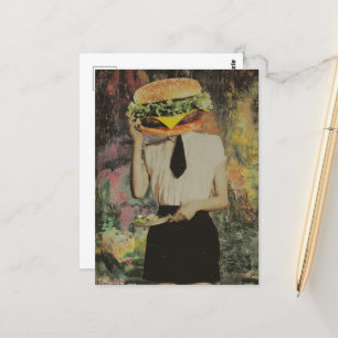 Surreal Cheeseburger Frauen hält Salatplatte Postkarte