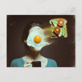Surreal Frühstück Frauen Toast und Eier Postkarte