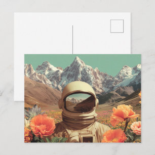 Surrealer Astronaut auf Blumenfeld Postkarte