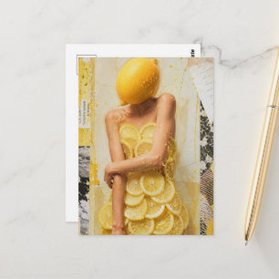 Surrealer Collage der Zitronenfrau Postkarte
