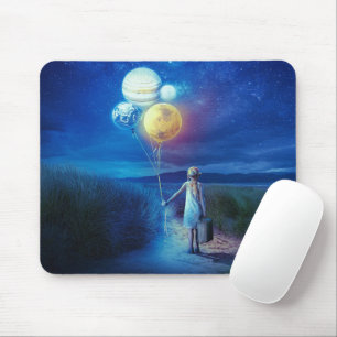 Surrealer Umzug in ihre Zukunft  Mousepad