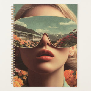 Surrealistisches Porträt mit Sonnenbrille, die ein Planer
