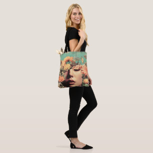 Surrealistisches Unterwasserporträt mit Korallenbl Tasche