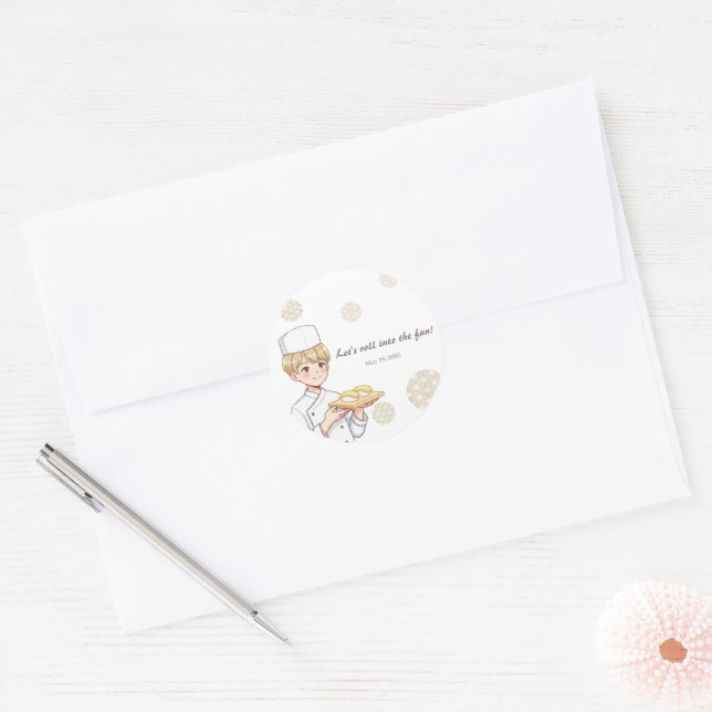 Sushi Birthday Party Invitation with Cute Anime  Runder Aufkleber (Umschlag)